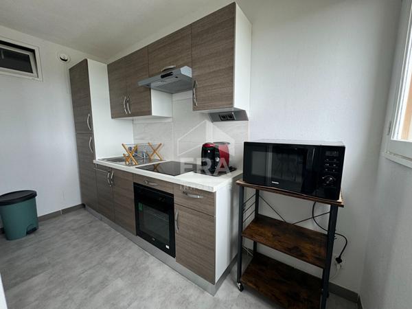 LOCATION STUDIO MEUBLE 27M² SAINNT JEAN DE BRAYE