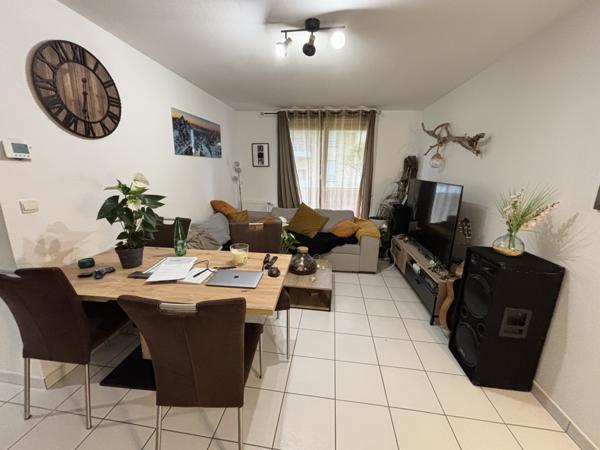 T2 THYEZ + DEUX PLACES DE PARKING