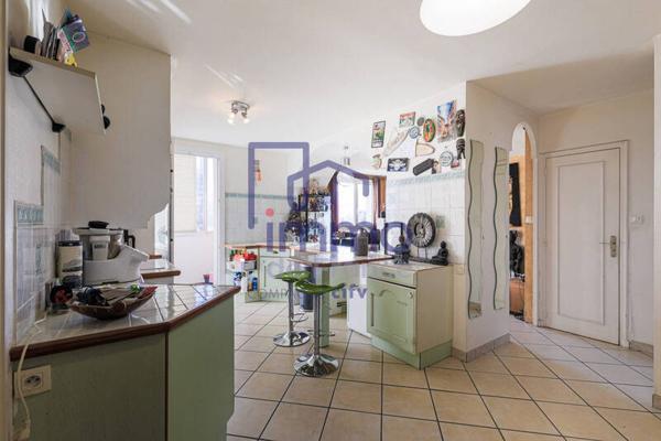 Appartement 4 pièces                                        - 38800 Le Pont-de-Claix Réf : 21521