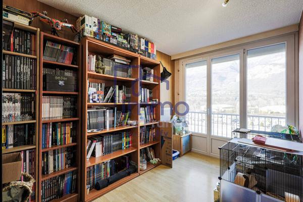 Appartement 4 pièces                                        - 38800 Le Pont-de-Claix Réf : 21521