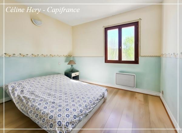 Propriété à vendre 8 pièces HERMERAY (78)