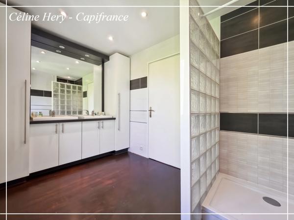 Propriété à vendre 8 pièces HERMERAY (78)