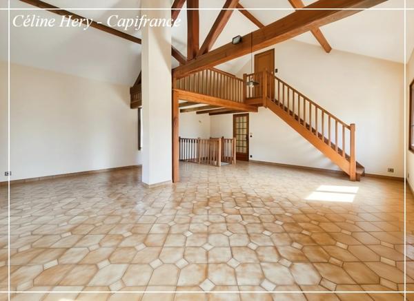 Propriété à vendre 8 pièces HERMERAY (78)