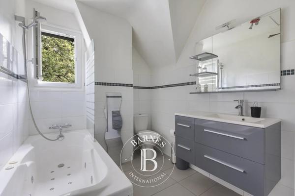 Marcoussis, Maison 4 Chambres -  240 m² à vendre