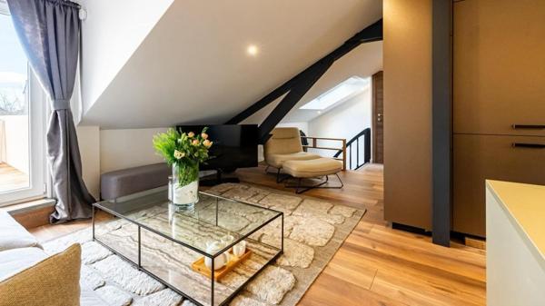 RARE -Appartement d'exception au dernier étage avec terrasse privative