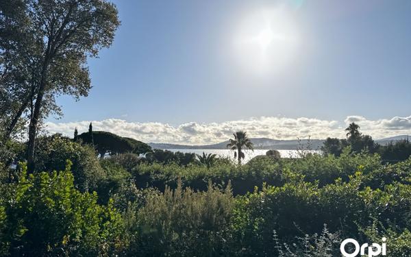 Maison à vendre    3 pièces • 61,60 m2 Grimaud