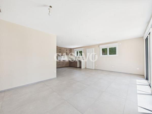 Vente Maison 4 pièces de 87m² - 69800 Saint-Priest