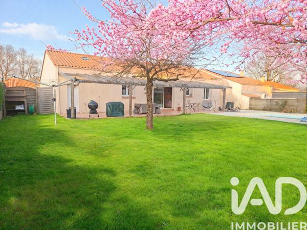 Maison à vendre 4 pièces 95 m² Le Poiré-sur-Vie