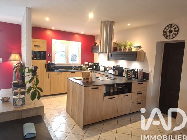 Maison à vendre 4 pièces 95 m² Le Poiré-sur-Vie