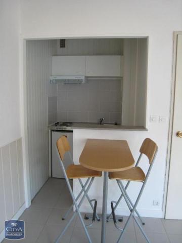 Location appartement Bourges (18000) 1 pièce 22m²