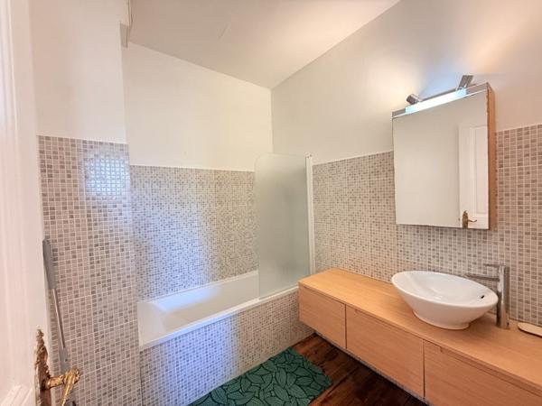 Appartement à louer 800 € CC Anglet 2 p 49 m² DPE D
