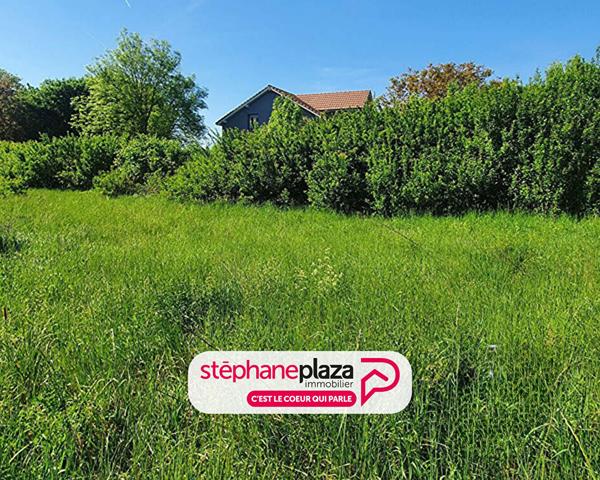 Terrain 935 m2