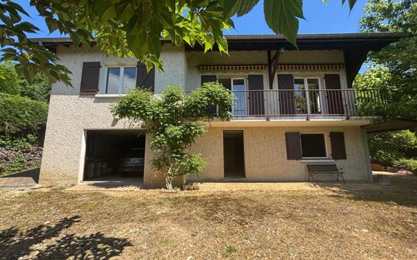 Maison à vendre    5 pièces • 199,84 m2 Trévoux