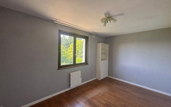 Maison à vendre    5 pièces • 199,84 m2 Trévoux