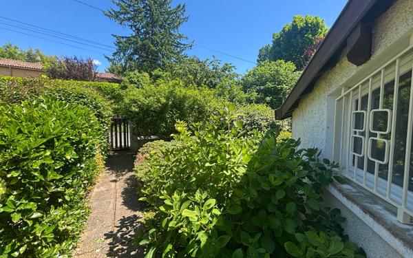 Maison à vendre    5 pièces • 199,84 m2 Trévoux