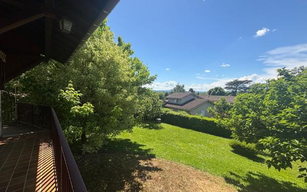 Maison à vendre    5 pièces • 199,84 m2 Trévoux