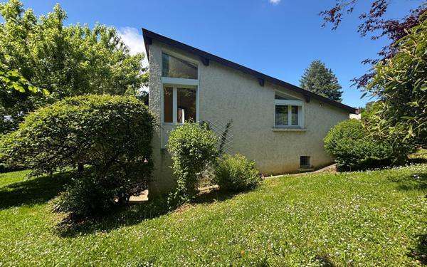 Maison à vendre    5 pièces • 199,84 m2 Trévoux