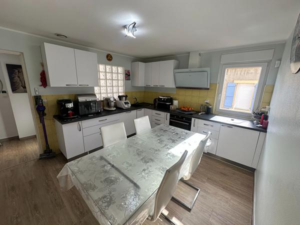 Appartement 7 pièces 138.4 m2