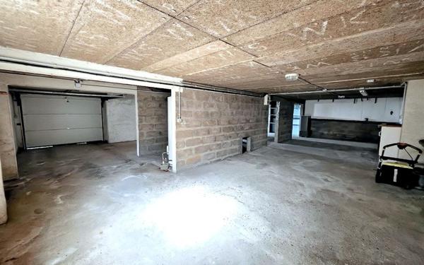 Maison à vendre    8 pièces • 160 m2 Aigremont