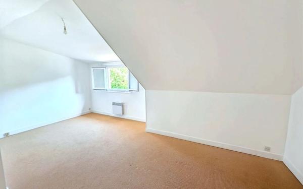 Maison à vendre    8 pièces • 160 m2 Aigremont