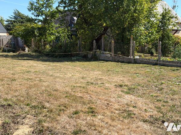 MONTFORT SUR MEU - EXCLUSIVITE, secteur prisé, terrain viabilisé de 386 m².