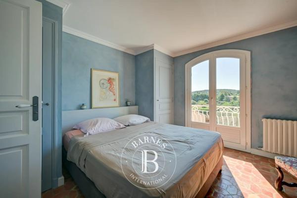 Cabriès, Maison 4 Chambres -  308 m² à vendre