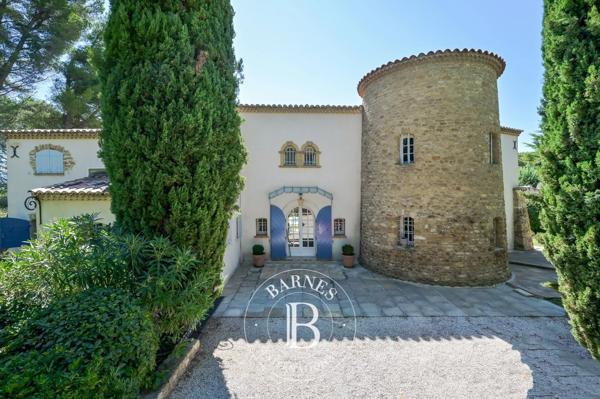 Cabriès, Maison 4 Chambres -  308 m² à vendre