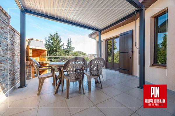 PRÉMARTINE - MAISON 4 CHAMBRES ET 1 BUREAU AVEC JARDIN, PISCINE ET GARAGE !