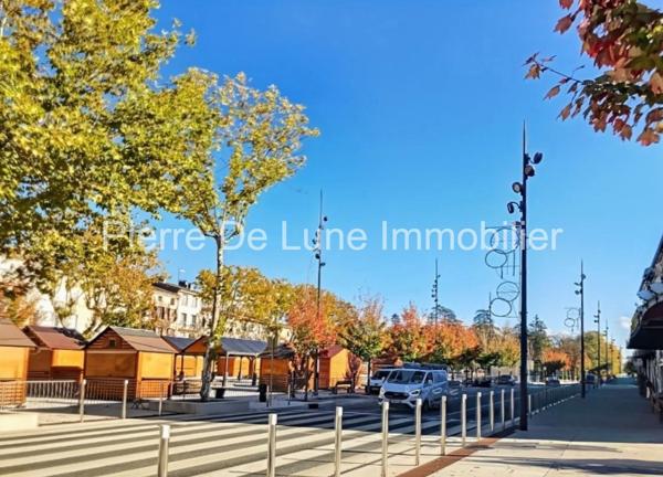 Commerce À vendre 206 m²