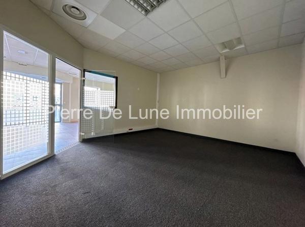 Commerce À vendre 206 m²