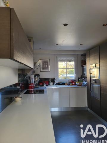 Maison à vendre 6 pièces 133 m² Cergy