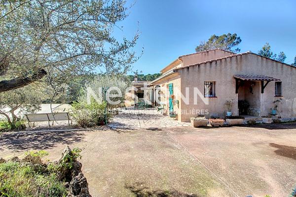 À Vendre ! Propriété au Calme à Lorgues 174m² sur un terrain de 6400m² clos
