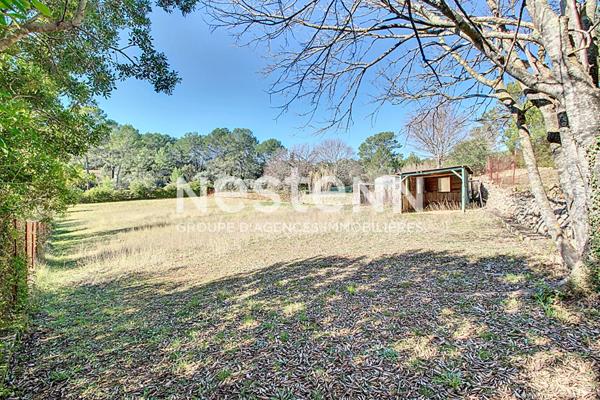 À Vendre ! Propriété au Calme à Lorgues 174m² sur un terrain de 6400m² clos