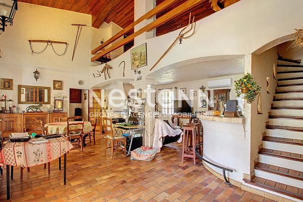 À Vendre ! Propriété au Calme à Lorgues 174m² sur un terrain de 6400m² clos