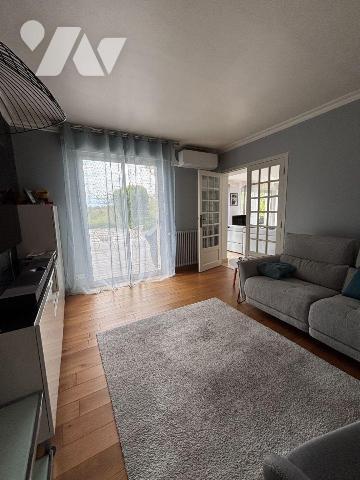 Maison à Vendre à Fougères en Ille-et-Vilaine (35) - A 5min du centre-ville et de l'accès à l'A...