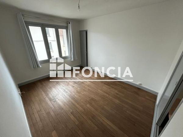 Location Appartement 3 pièces 72.3 m² - 1 RUE CUJAS Valence 26000