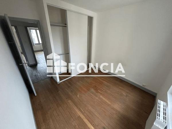 Location Appartement 3 pièces 72.3 m² - 1 RUE CUJAS Valence 26000