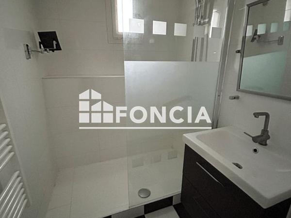 Location Appartement 3 pièces 72.3 m² - 1 RUE CUJAS Valence 26000