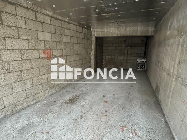 Location Appartement 3 pièces 72.3 m² - 1 RUE CUJAS Valence 26000