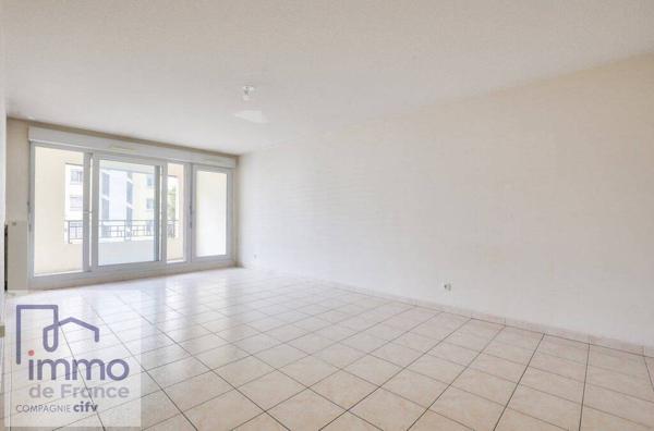 Appartement familial avec terrasse et garage