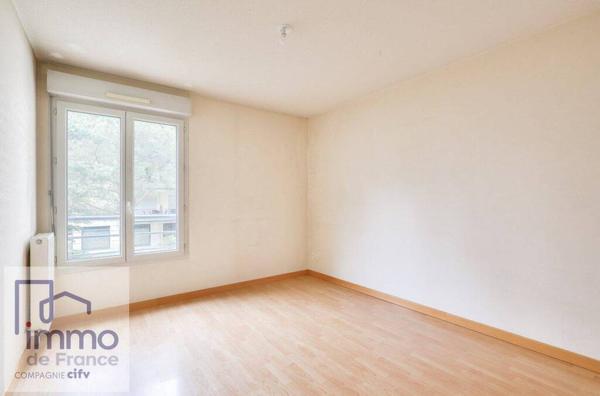 Appartement familial avec terrasse et garage