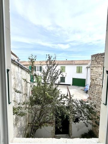 Maison à vendre |  Sainte-Marie-de-Ré |  4 pièces | 79 m²