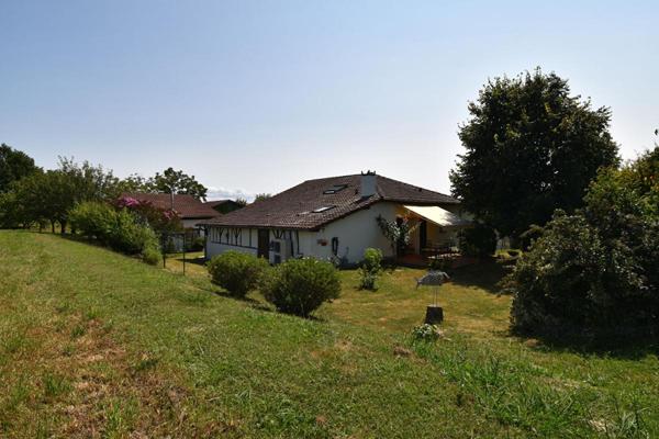 Maison 5 minutes de PONTONX  159 M2 SUR TERRAIN DE 6000 M2