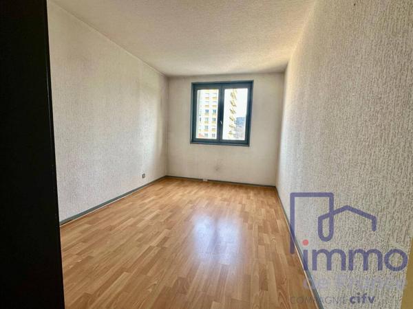Appartement T3/4 avec balcon et vue dégagée sur parc  Idéa