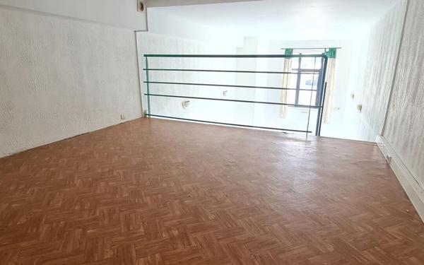 Appartement à louer    1 pièce •  Tourcoing