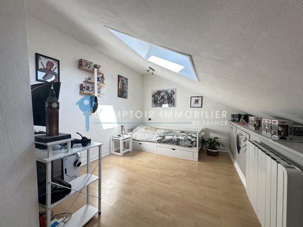 Maison
                                                                                                                                                                                                                                                                                                                        4 pièce(s)                                                                                                                                                                                                          3 chambre(s)                                                                                                                                                                                                          90.13  m²