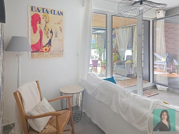 superbe appartement récent vue Pyrénées avec garage