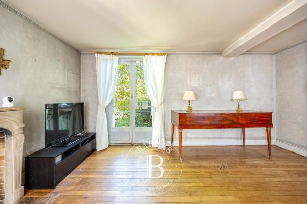 Marnes-la-Coquette, Maison 6 Chambres -  345 m² à vendre