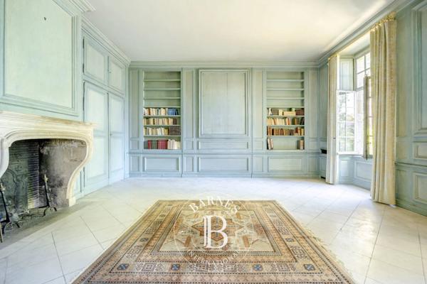 Marnes-la-Coquette, Maison 6 Chambres -  345 m² à vendre