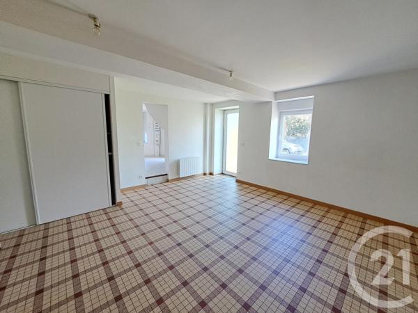 Maison à vendre  4 pièces - 88 m2 CHAMPEON - 53